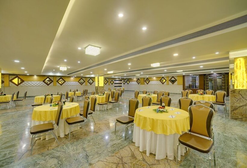 ホテル Cygnett Park Di Arch