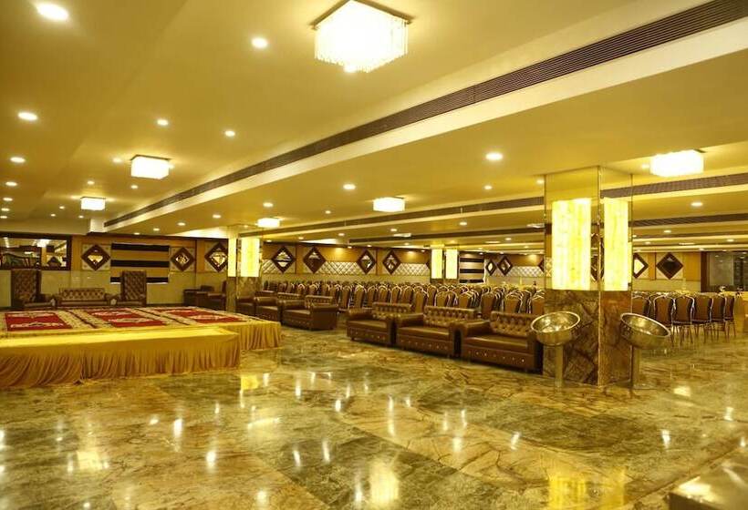 ホテル Cygnett Park Di Arch