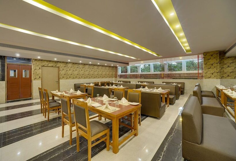 ホテル Cygnett Park Di Arch