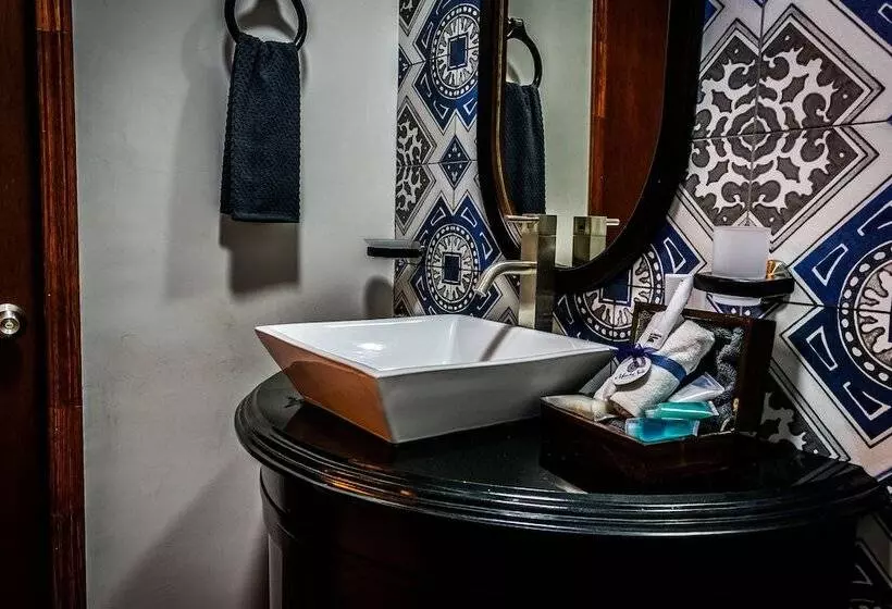 María De Nadie Hotel Boutique