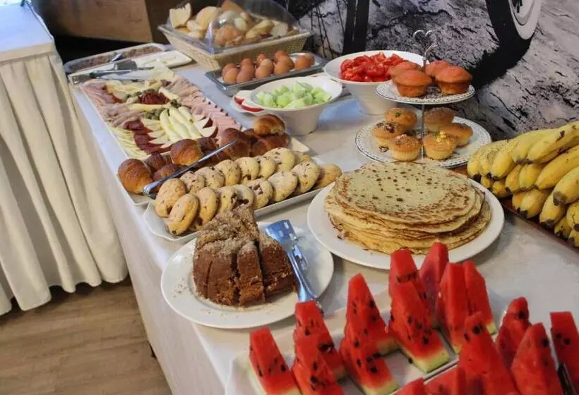 تختخواب و صبحانه Orange