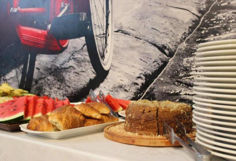 تختخواب و صبحانه Orange