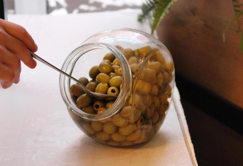 تختخواب و صبحانه Orange