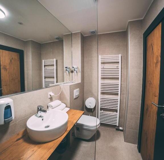 تختخواب و صبحانه Orange