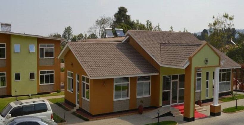 בית מלון כפרי Desderia