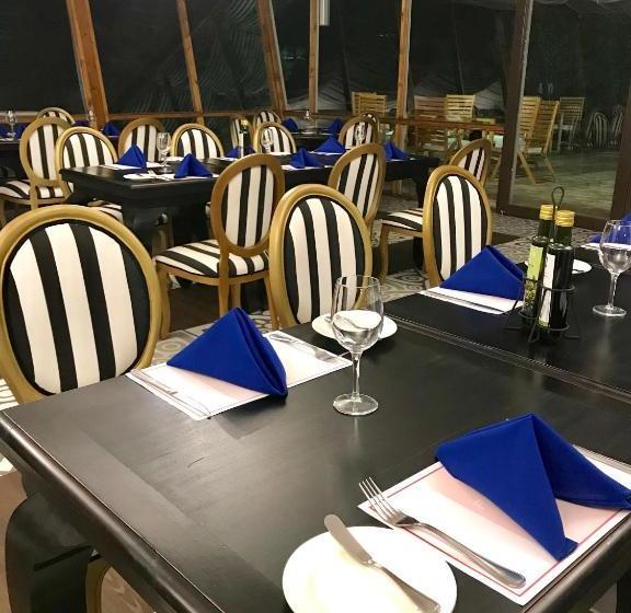 Отель Howard Johnson By Wyndham Olmue