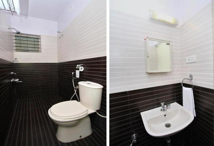 هتل Oyo 5635 Ash Berry