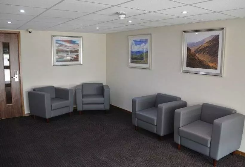 Hotelli Raglan Lodge