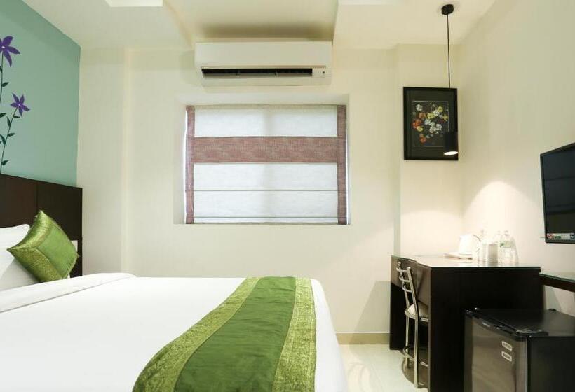 Hotel Treebo C Plaza