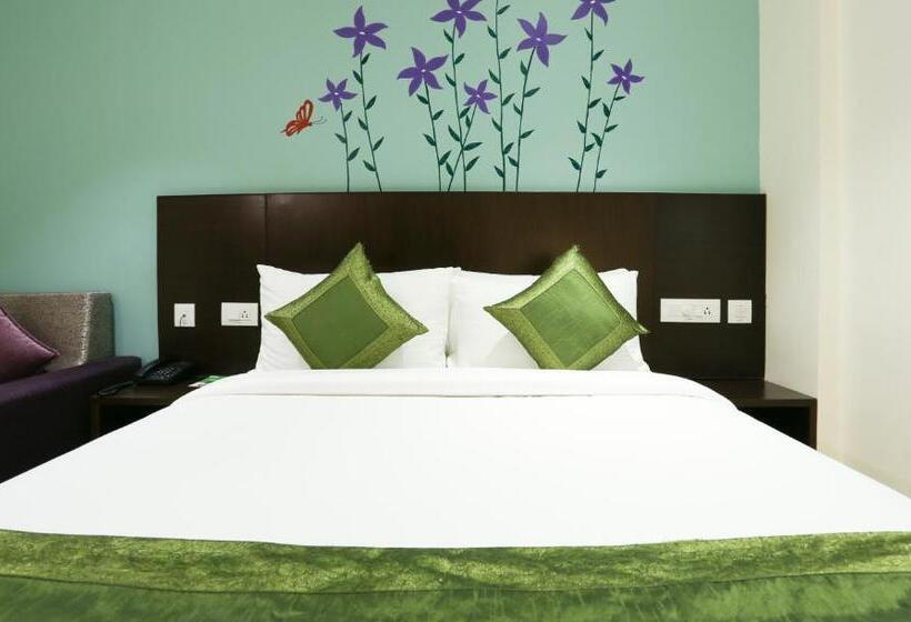 Hotel Treebo C Plaza