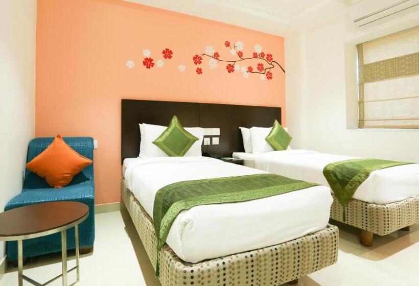 Hotel Treebo C Plaza