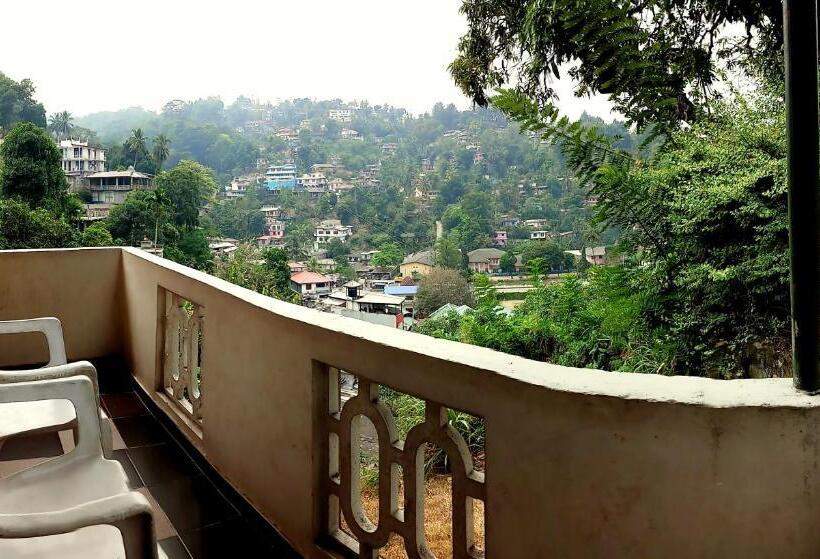 منتجع Staykandy