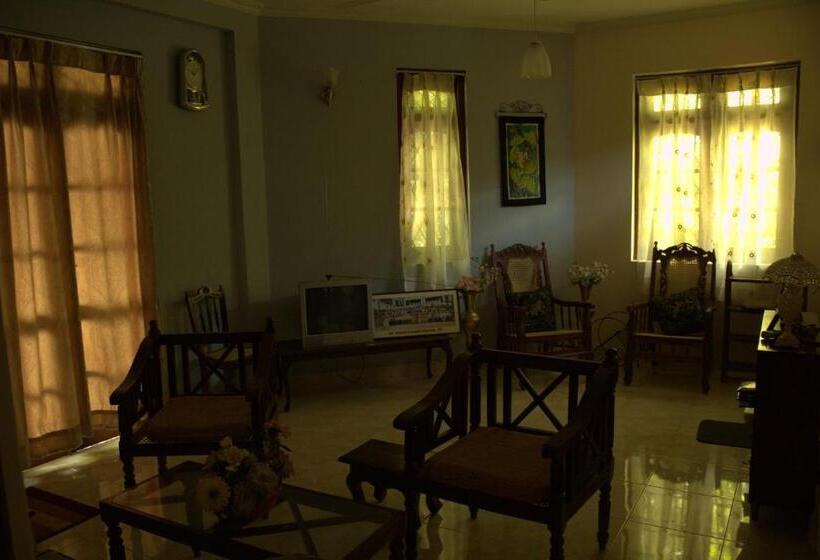 منتجع Staykandy