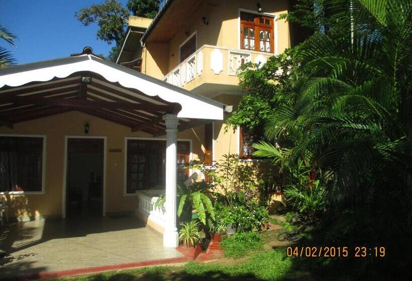 منتجع Staykandy