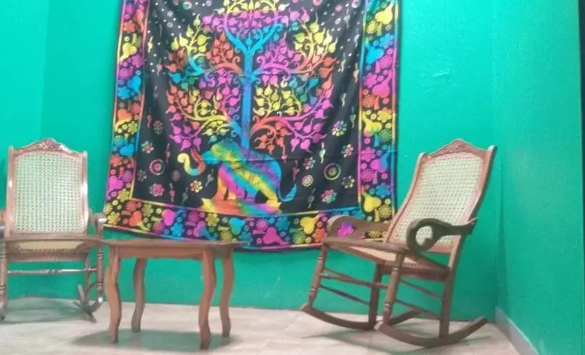 ユースホステル Hostal Mochilas