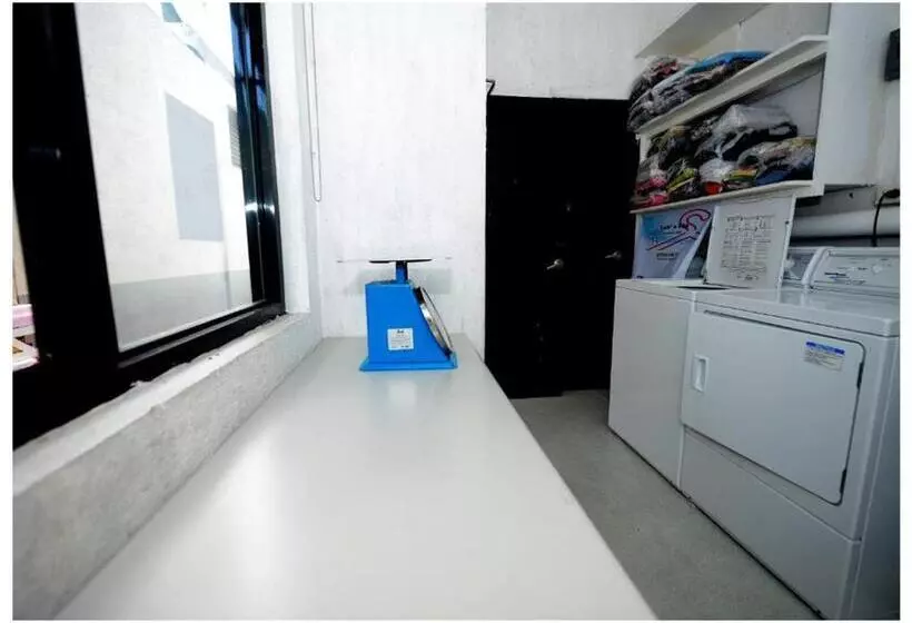 هاستل Monchere Dormitory