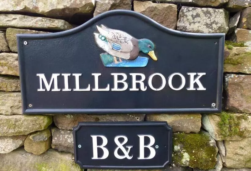 ベッドアンドブレックファースト Millbrook