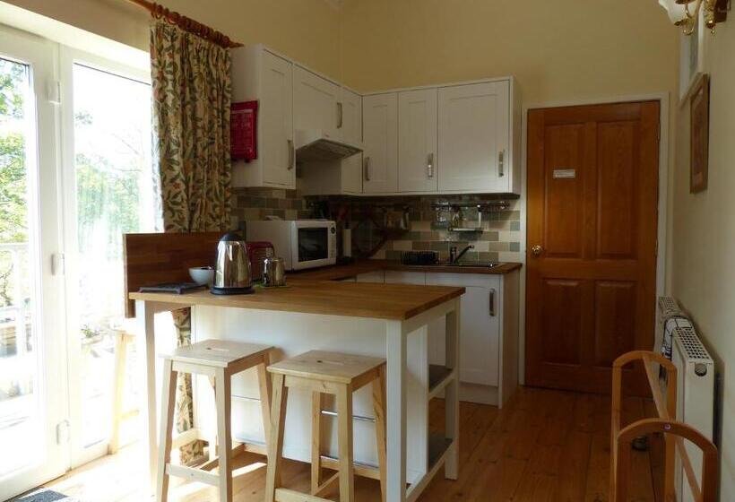 Aamiaismajoitus (B&B) Millbrook