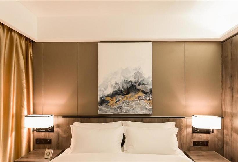 Hotel Bennelong Residances