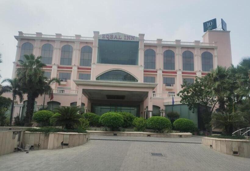 Hotel Eqbal Inn
