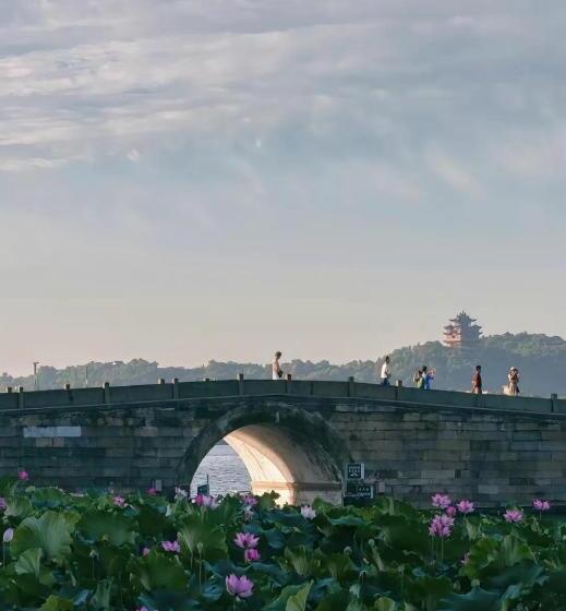 Hangzhou Memory Travel International Hotel Edge Westlake