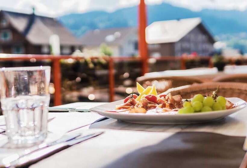 ホテル Roggenstock Lodge