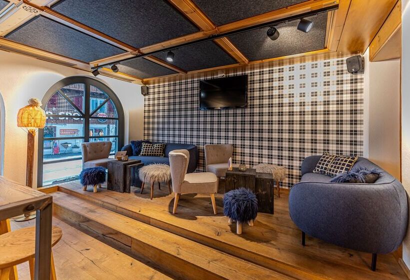 ホテル Roggenstock Lodge