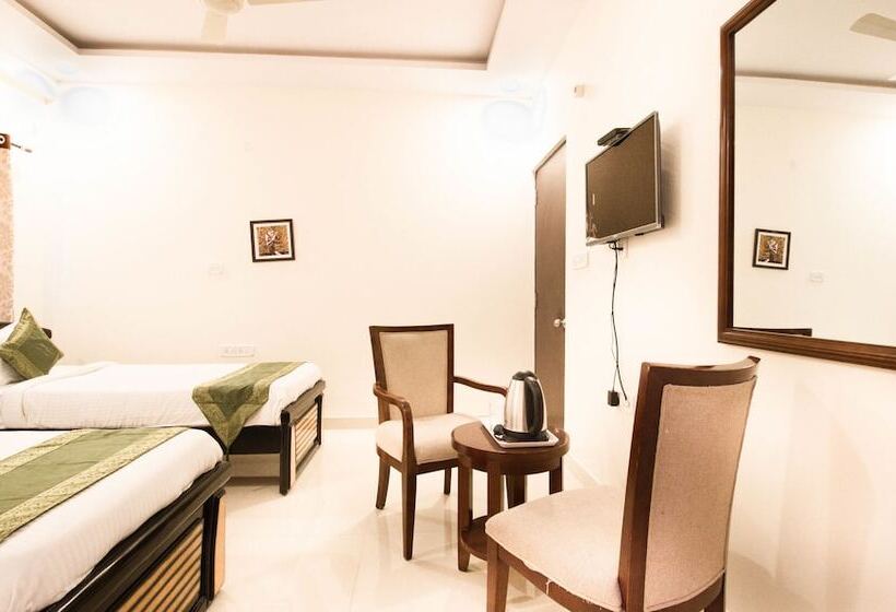 酒店 Treebo Midtown