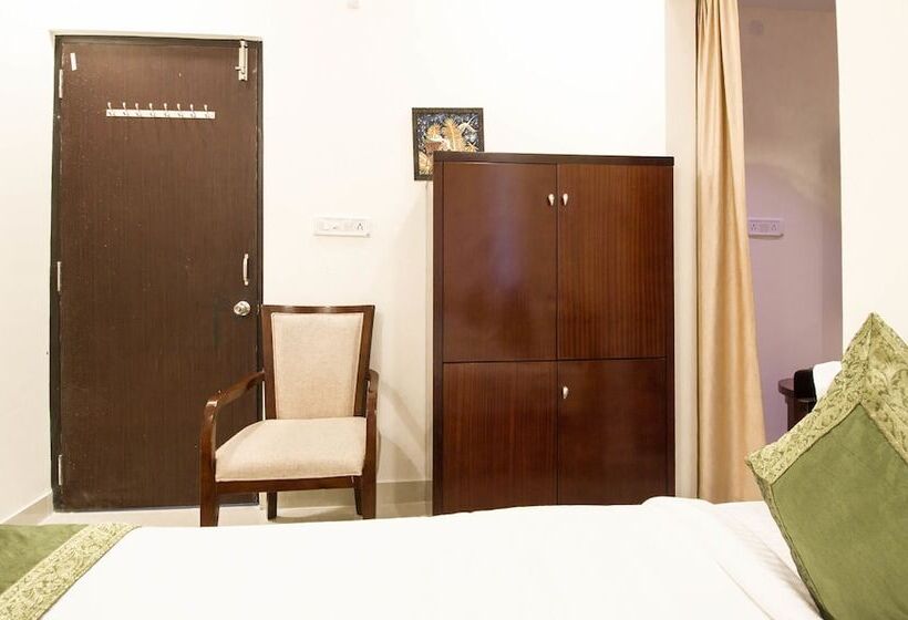 酒店 Treebo Midtown