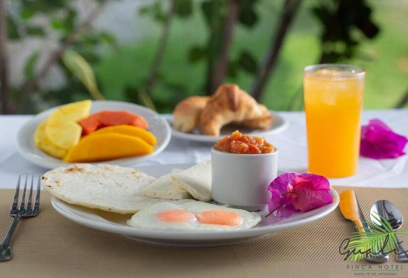 Finca Hotel Guali Santafe
