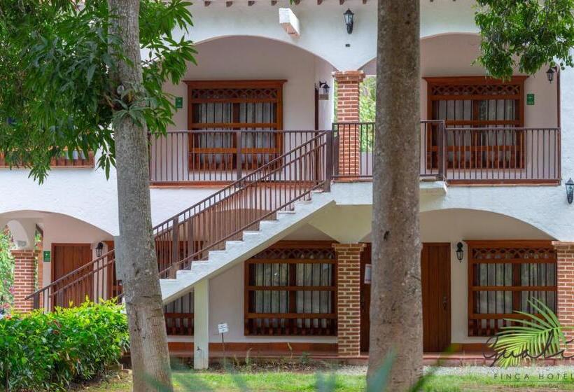 Finca Hotel Guali Santafe