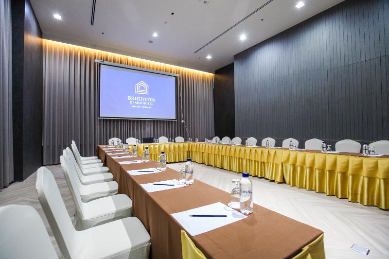 Brighton Grand Hotel Pattaya Sha Extra Plus