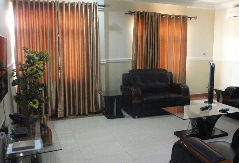 Caesar S Court Hotel And Suites