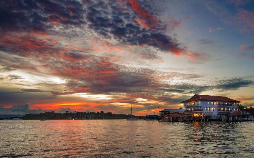 هتل Divers Paradise Boutique