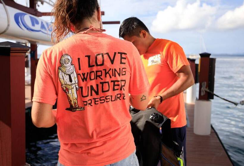 هتل Divers Paradise Boutique