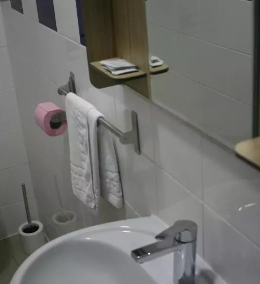 هتل Hôtel Astral