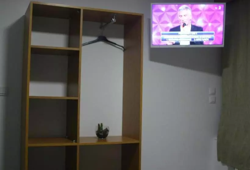 هتل Hôtel Astral