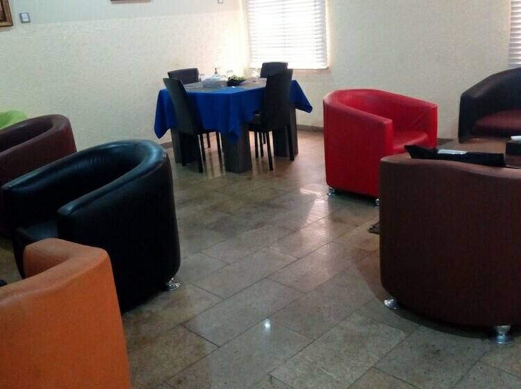 هتل Laurintin Rose