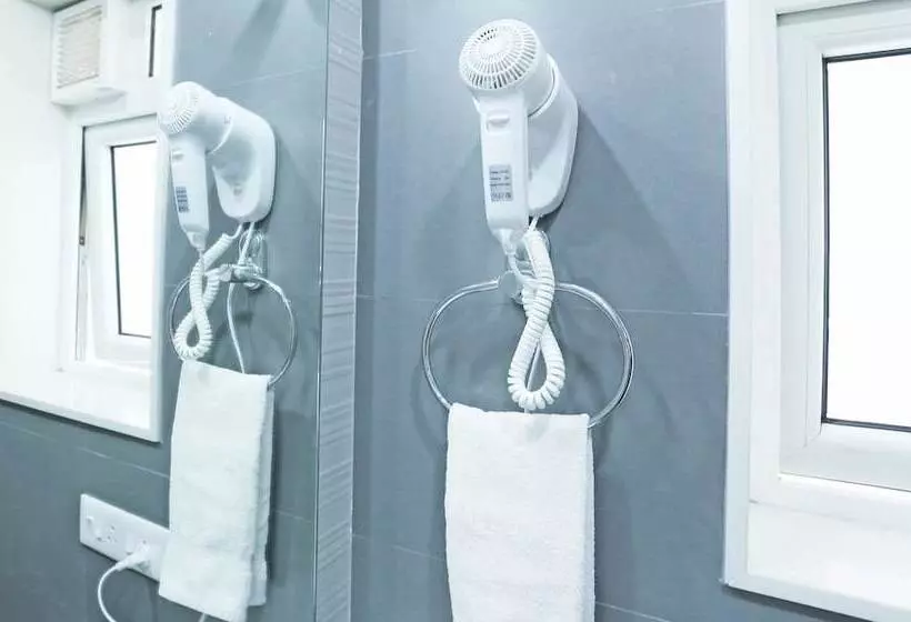 ホテル Treebo Pechis Castle