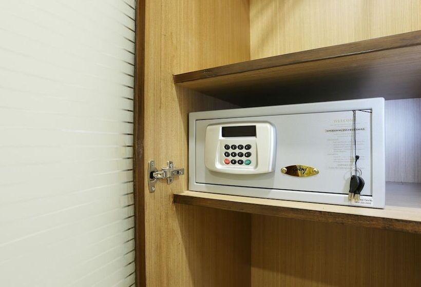 Hotelli Treebo Pechis Castle