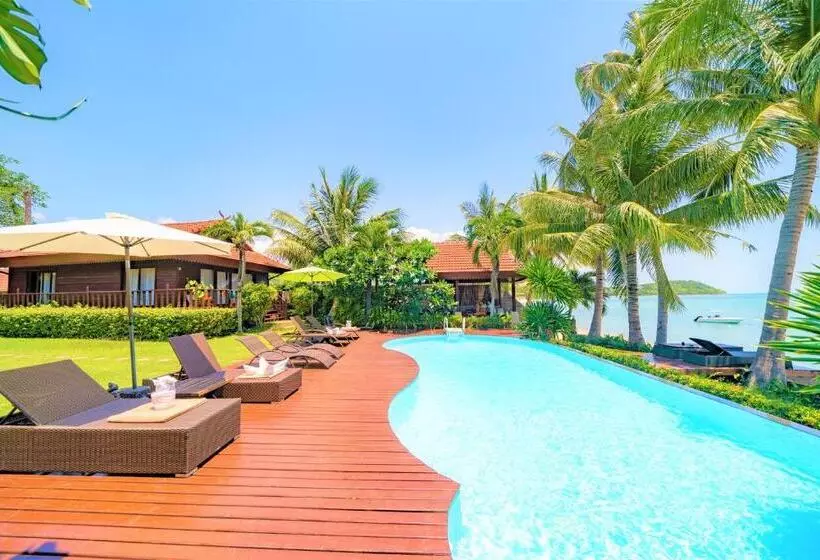 Hotelli Erawan Villa