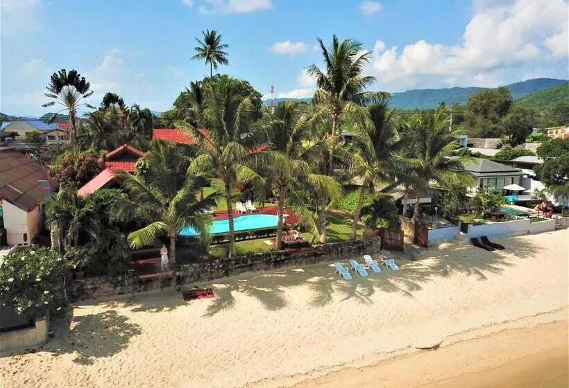 Hotelli Erawan Villa