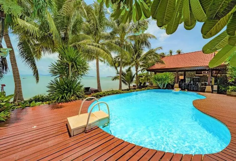 Hotelli Erawan Villa