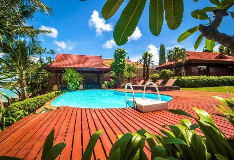 Hotelli Erawan Villa