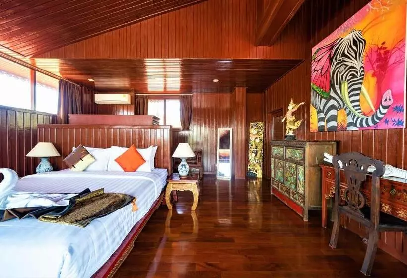 Hotelli Erawan Villa