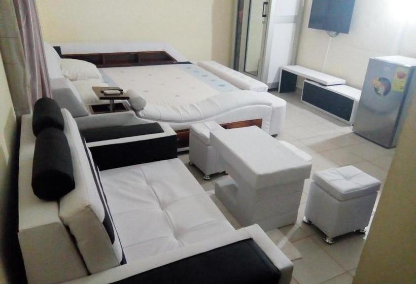 هتل Htel Etoile De La Kozah