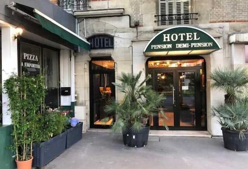 ホテル Le Grand Albert 1er