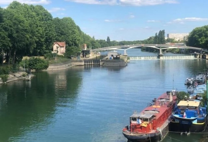 ホテル Le Grand Albert 1er