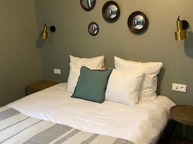 ホテル Le Grand Albert 1er