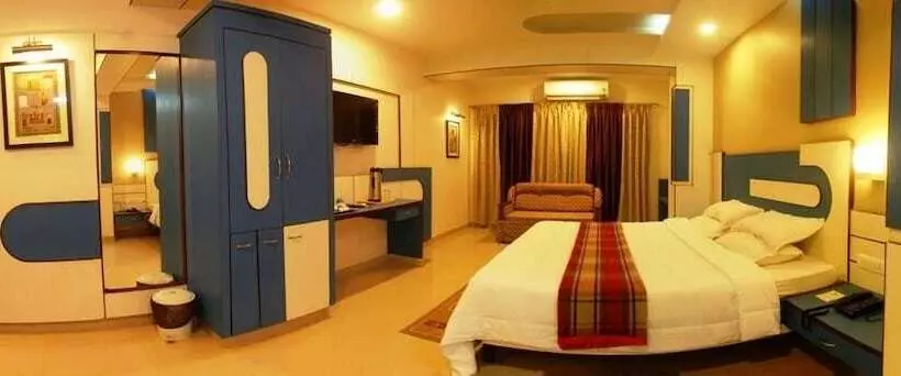 ホテル Nayak Beach Resort